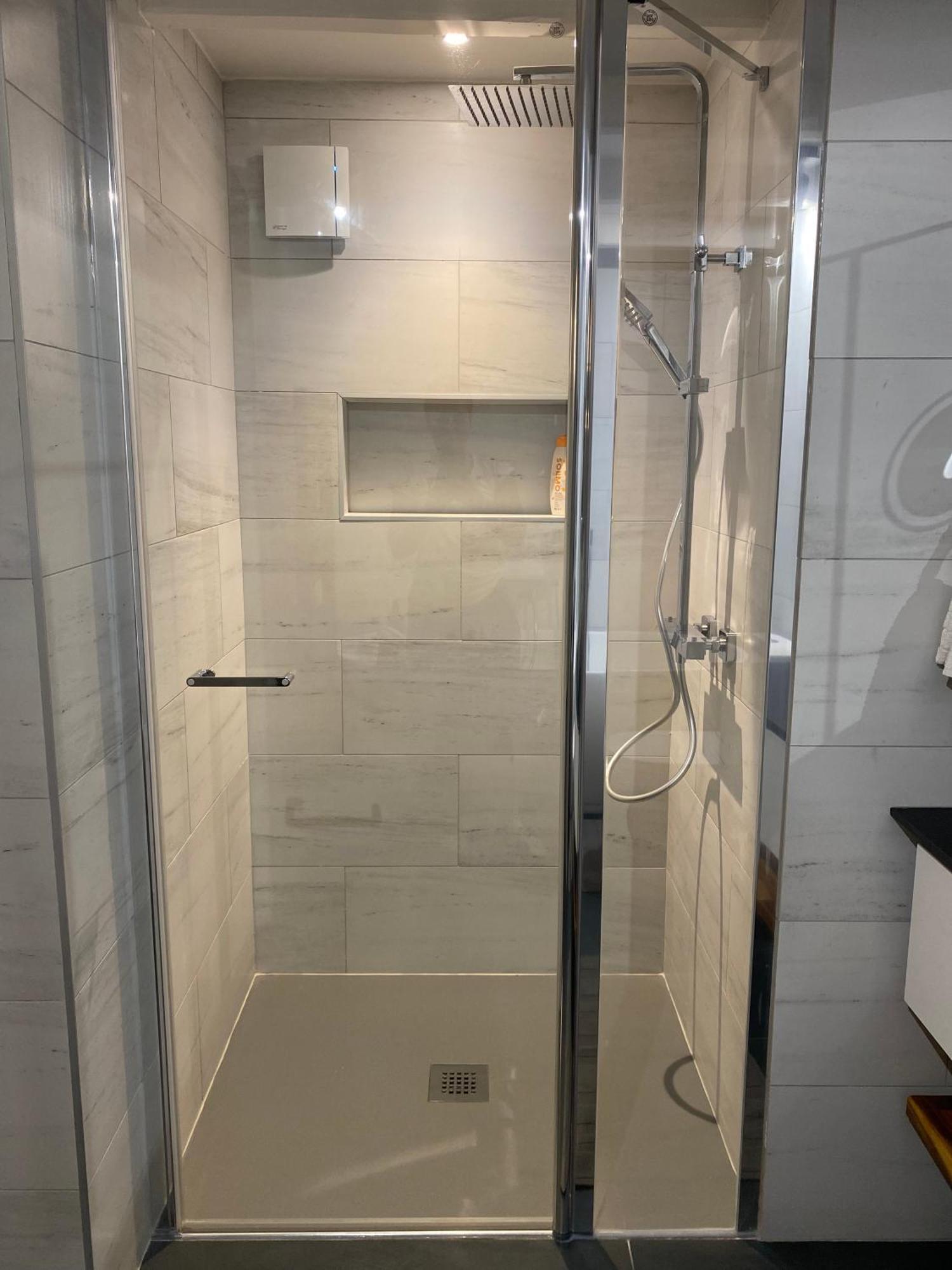 Appartement Avec Piscine Privee Dans Residence Pour 6 Personnes Uzès المظهر الخارجي الصورة