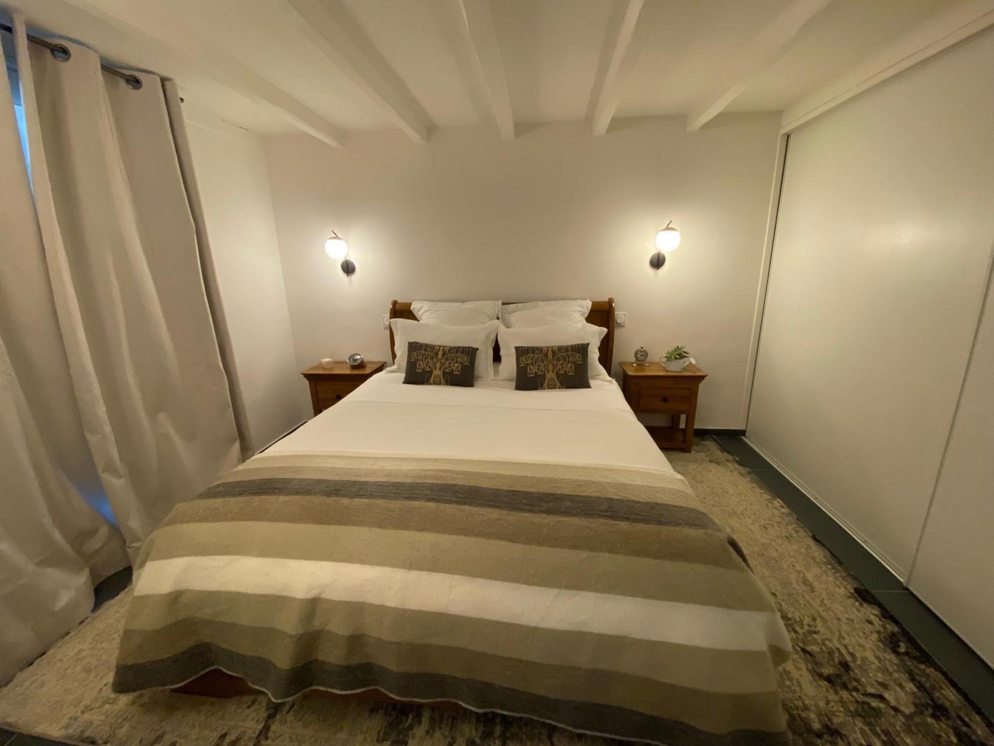 Appartement Avec Piscine Privee Dans Residence Pour 6 Personnes Uzès المظهر الخارجي الصورة