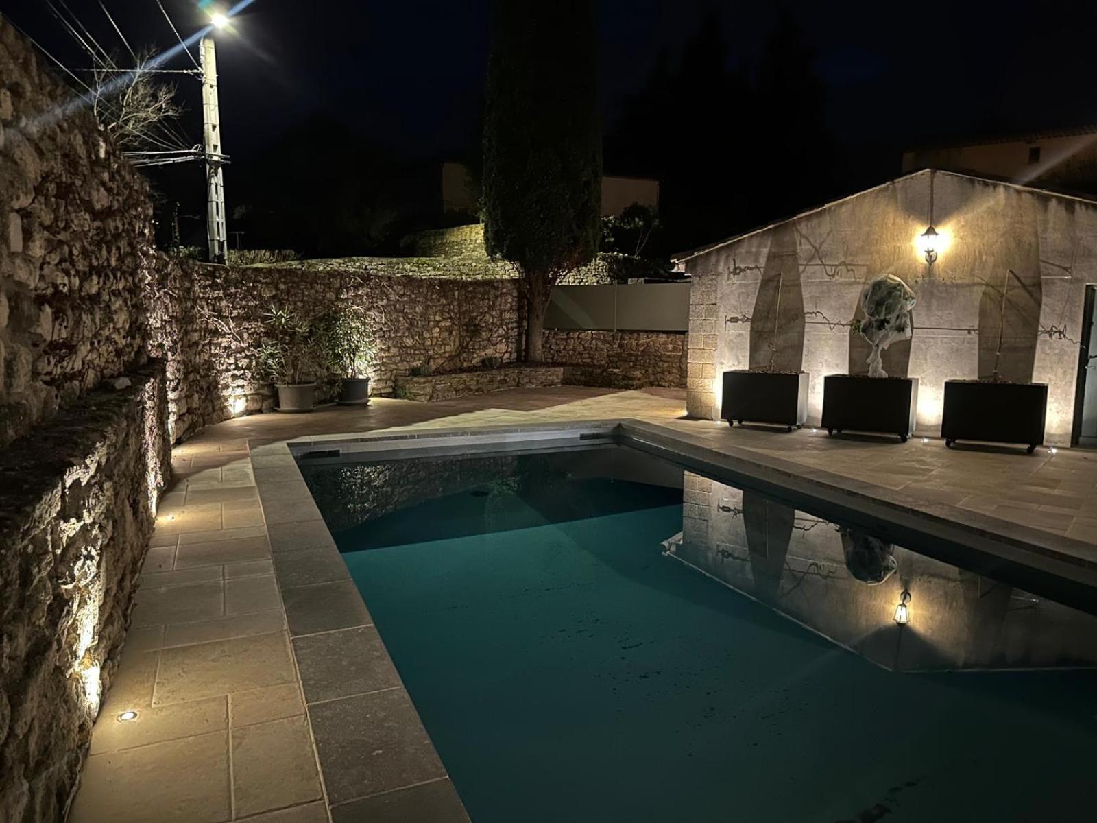 Appartement Avec Piscine Privee Dans Residence Pour 6 Personnes Uzès المظهر الخارجي الصورة